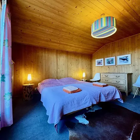 Christina Chalet *